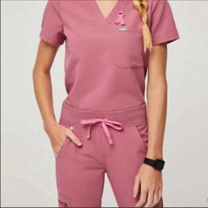 FIGS Scrub Set Catarina Top and Zamora joggers